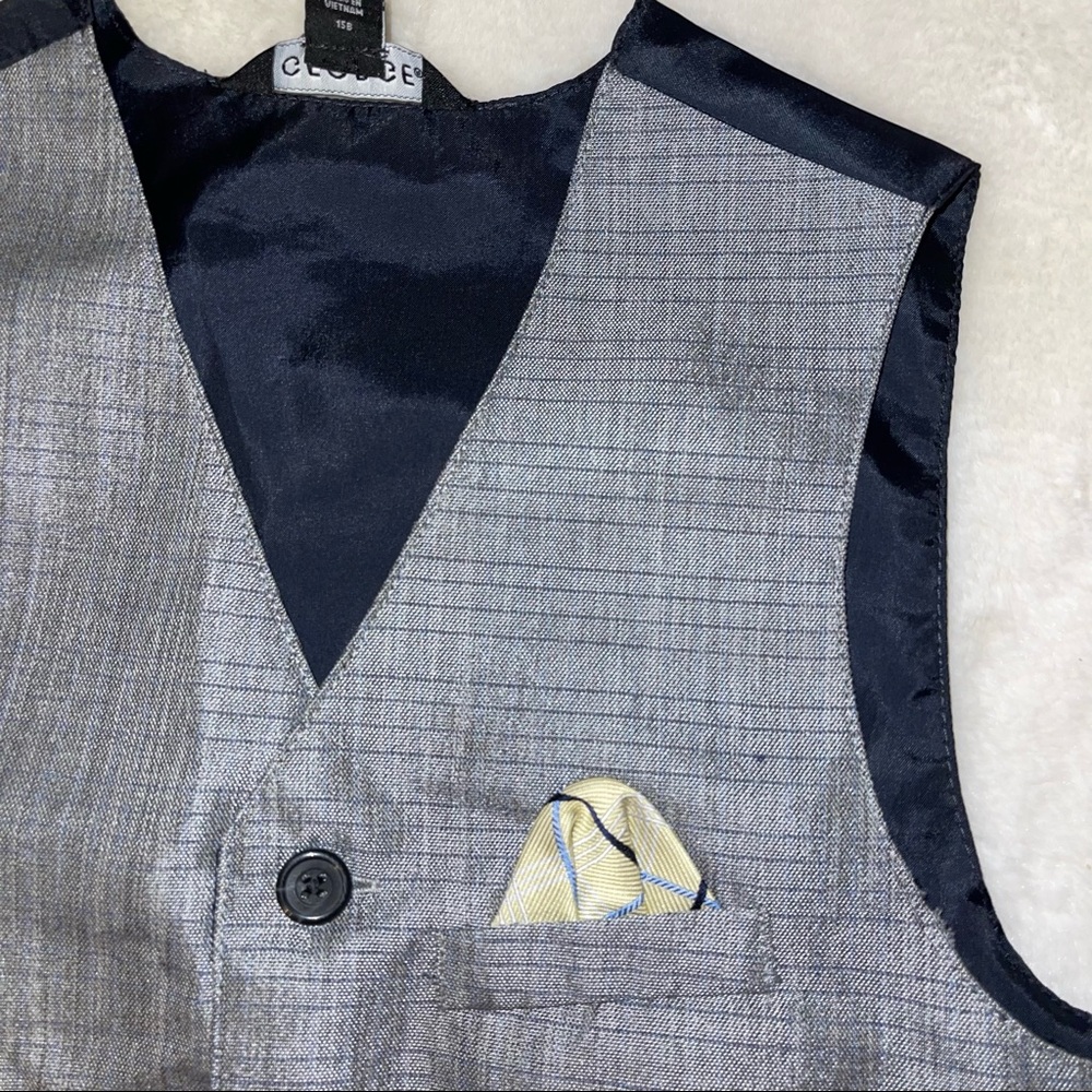 George Vest - Picture 3 of 9